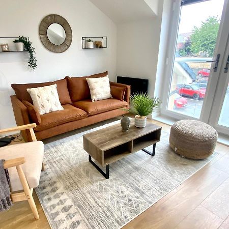 Modern 2 Bed Apartment/Free Parking/Near City/Self-Check In Handsworth Kültér fotó