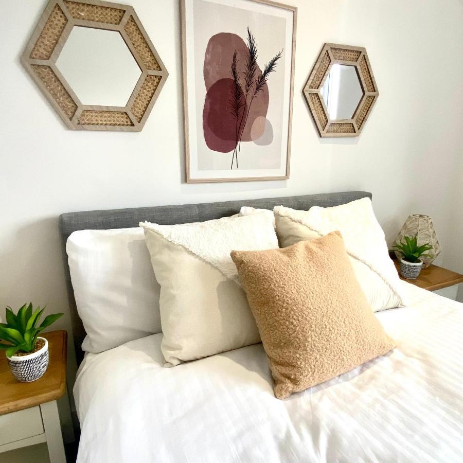 Modern 2 Bed Apartment/Free Parking/Near City/Self-Check In Handsworth Kültér fotó